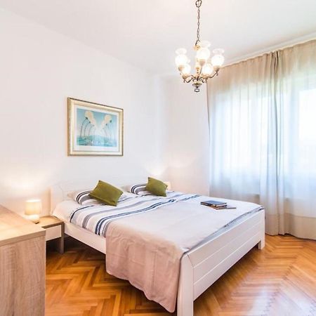 Villa Amalija - Apartment Amy ميدولين المظهر الخارجي الصورة